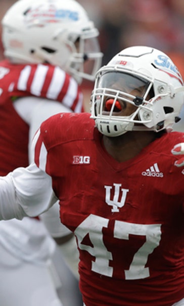 Taylor, Ingold help No. 4 Wisconsin run over Indiana 45-17 (Nov 04, 2017)